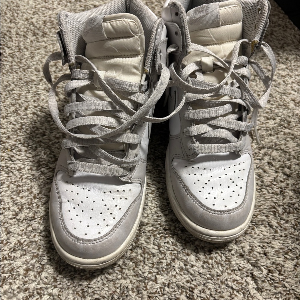 Nike High-Top Sneakers in White and Light Gray